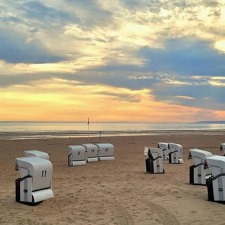 Cocon Lumineux Pour 4 Personnes A 200m De La - Franceville - Fr-1-788-18 Apartman *